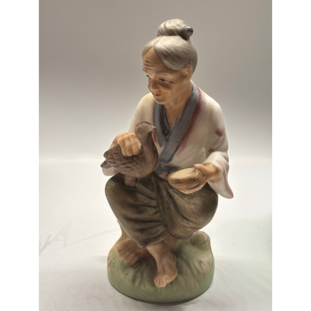 Napcoware Vintage Japan Old Woman teapot  teacup C5463 Porcelain Figurine Asian